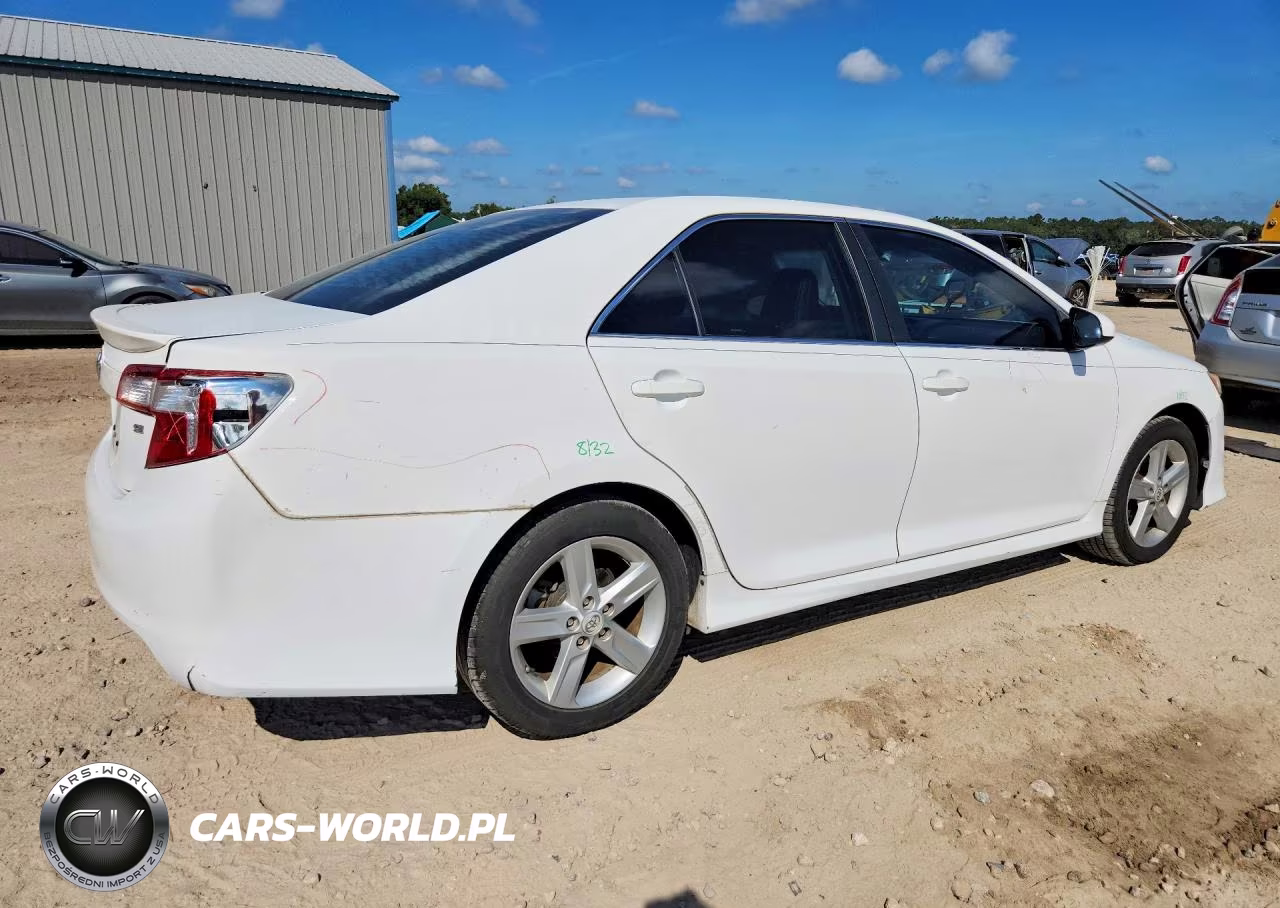 2012 Toyota Camry Se VIN:4T1BF1FK0CU605554 - 3
