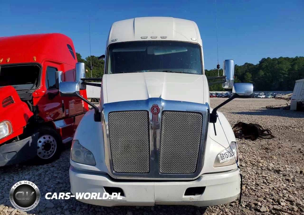 2020 Kenworth Construction T680 VIN:1XKYDP9X5LJ311152 - 5