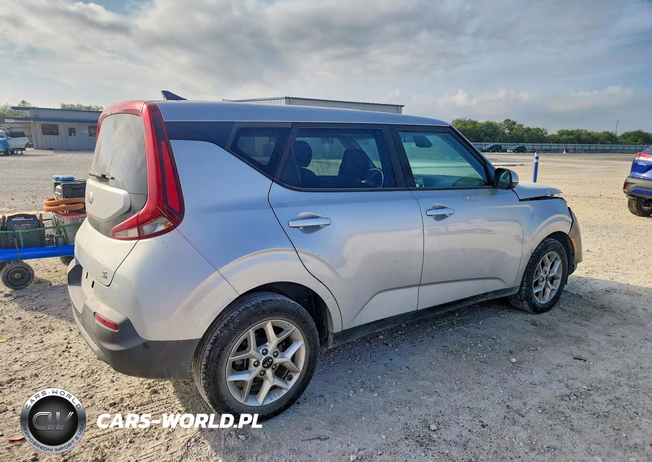 2020 Kia Soul S VIN:KNDJ23AU1L7001493 - 3