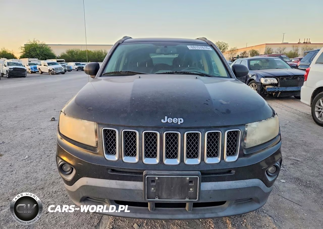 2016 Jeep Compass Sport VIN:1C4NJCBA9GD524728 - 5