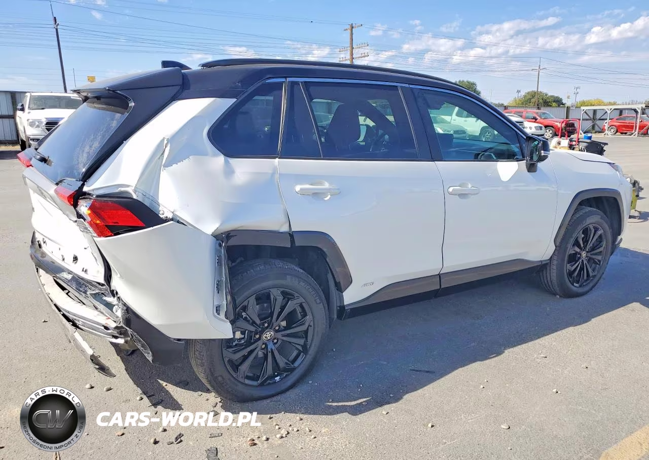 2025 Toyota Rav4 Xse VIN:4T3E6RFV3SU184781 - 3