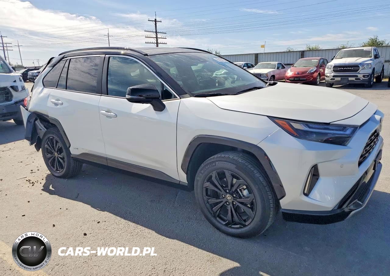2025 Toyota Rav4 Xse VIN:4T3E6RFV3SU184781 - 4