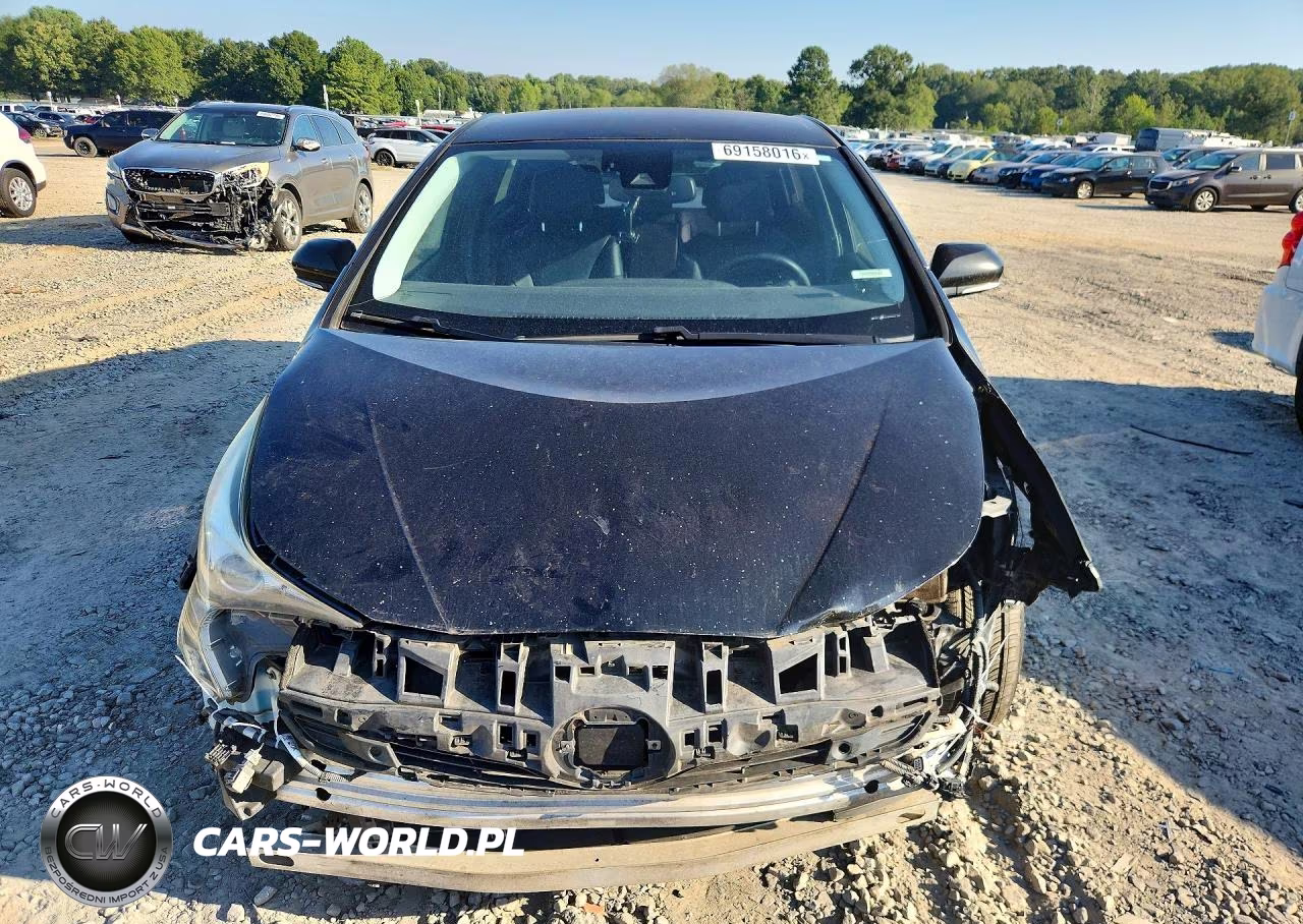 2017 Toyota Prius Four VIN:JTDKARFU7H3045001 - 5