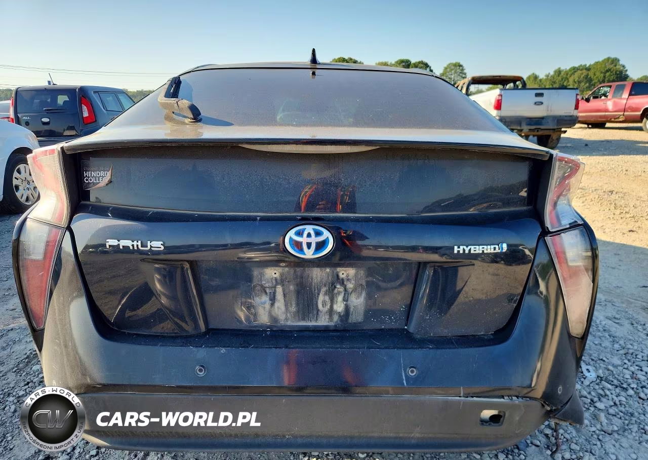2017 Toyota Prius Four VIN:JTDKARFU7H3045001 - 6