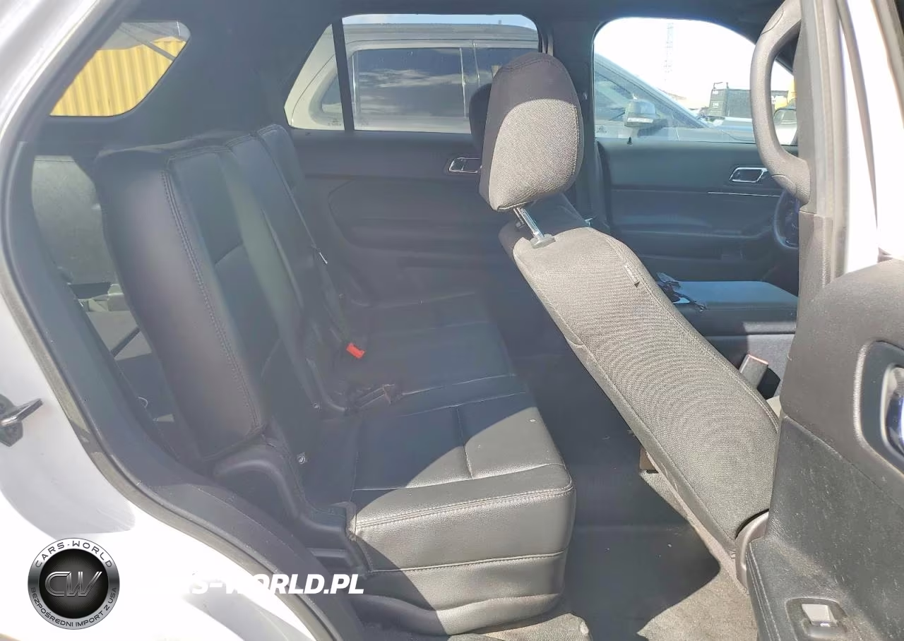 2017 Ford Explorer Police Interceptor VIN:1FM5K8AR5HGD72198 - 11