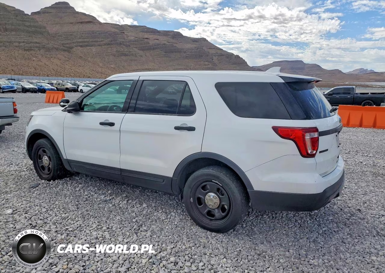 2017 Ford Explorer Police Interceptor VIN:1FM5K8AR5HGD72198 - 2