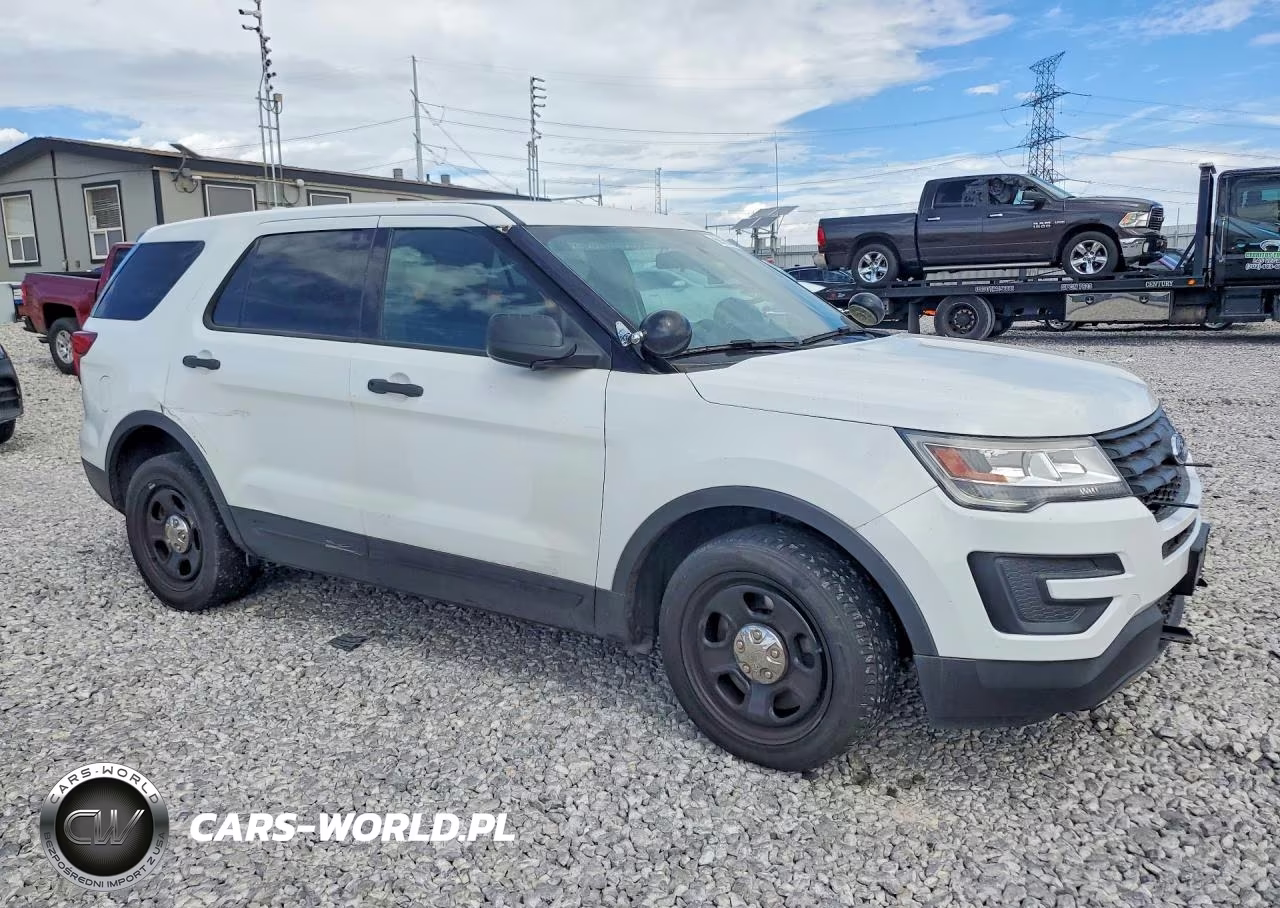 2017 Ford Explorer Police Interceptor VIN:1FM5K8AR5HGD72198 - 4