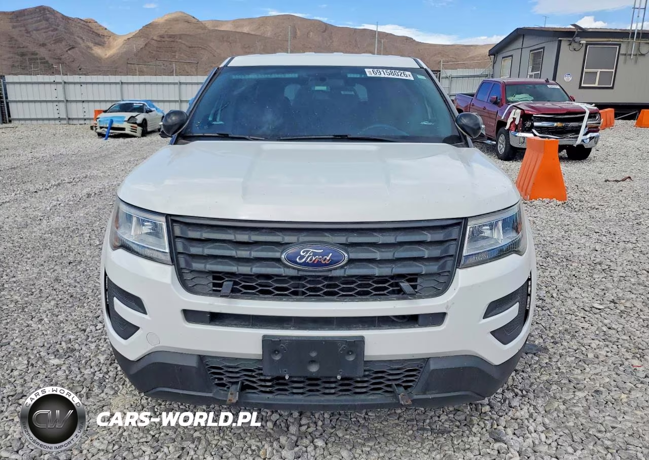 2017 Ford Explorer Police Interceptor VIN:1FM5K8AR5HGD72198 - 5