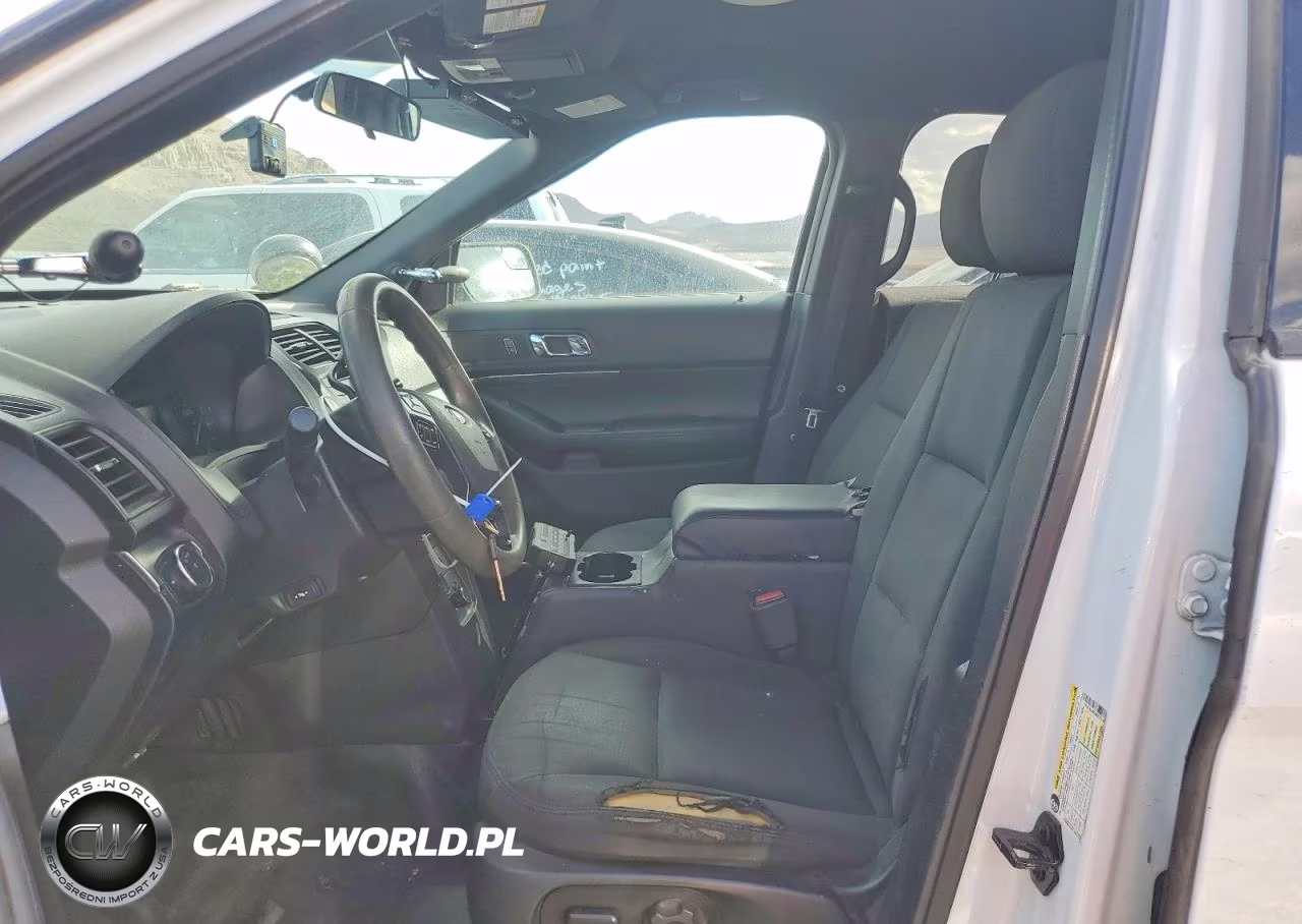 2017 Ford Explorer Police Interceptor VIN:1FM5K8AR5HGD72198 - 7