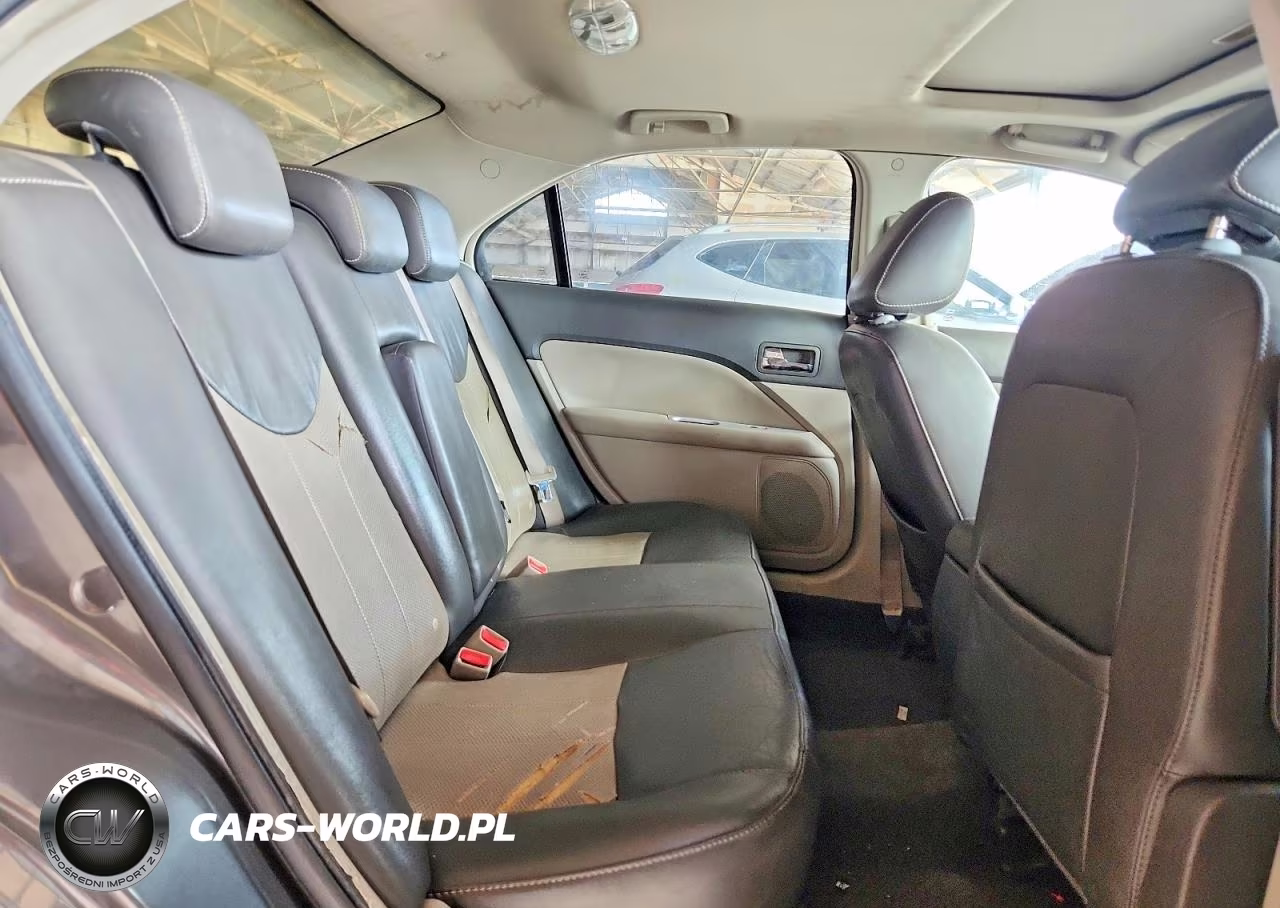 2010 Mercury Milan Premier VIN:3MEHM0JG2AR618827 - 10