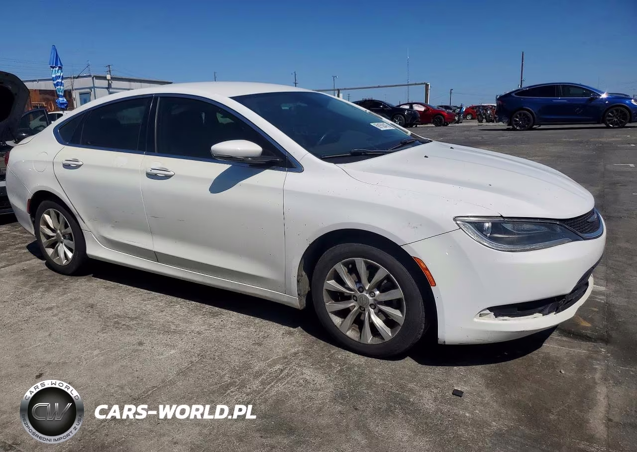 2015 Chrysler 200 C VIN:1C3CCCCB5FN619051 - 4