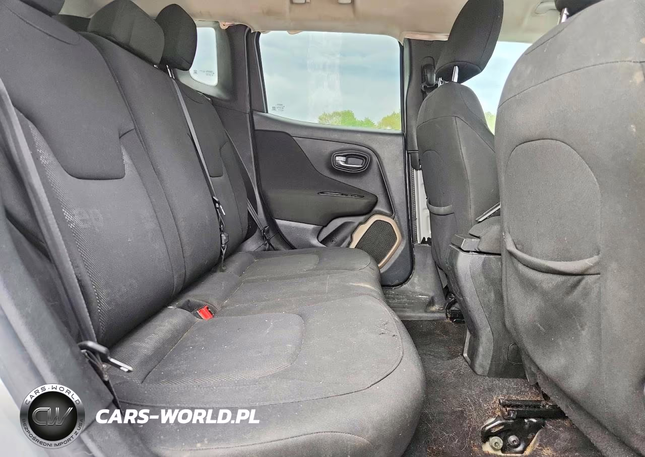 2016 Jeep Renegade Latitude VIN:ZACCJBBT1GPC52244 - 11