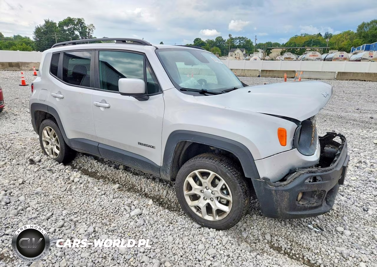 2016 Jeep Renegade Latitude VIN:ZACCJBBT1GPC52244 - 4