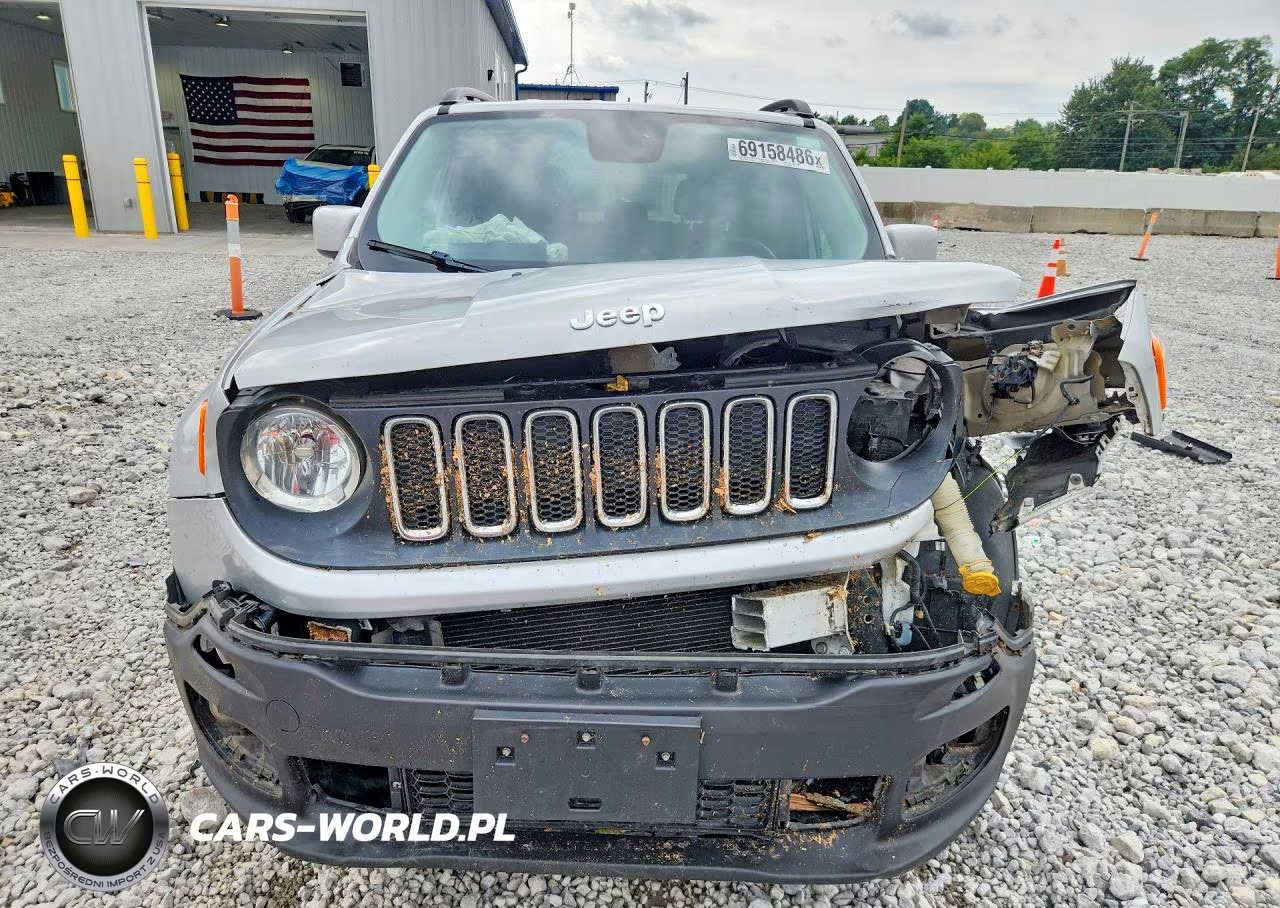 2016 Jeep Renegade Latitude VIN:ZACCJBBT1GPC52244 - 5