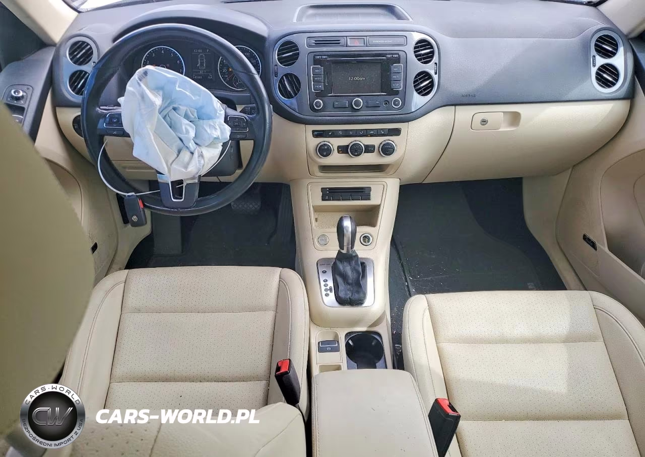 2015 Volkswagen Tiguan S VIN:WVGBV7AXXFW581653 - 8