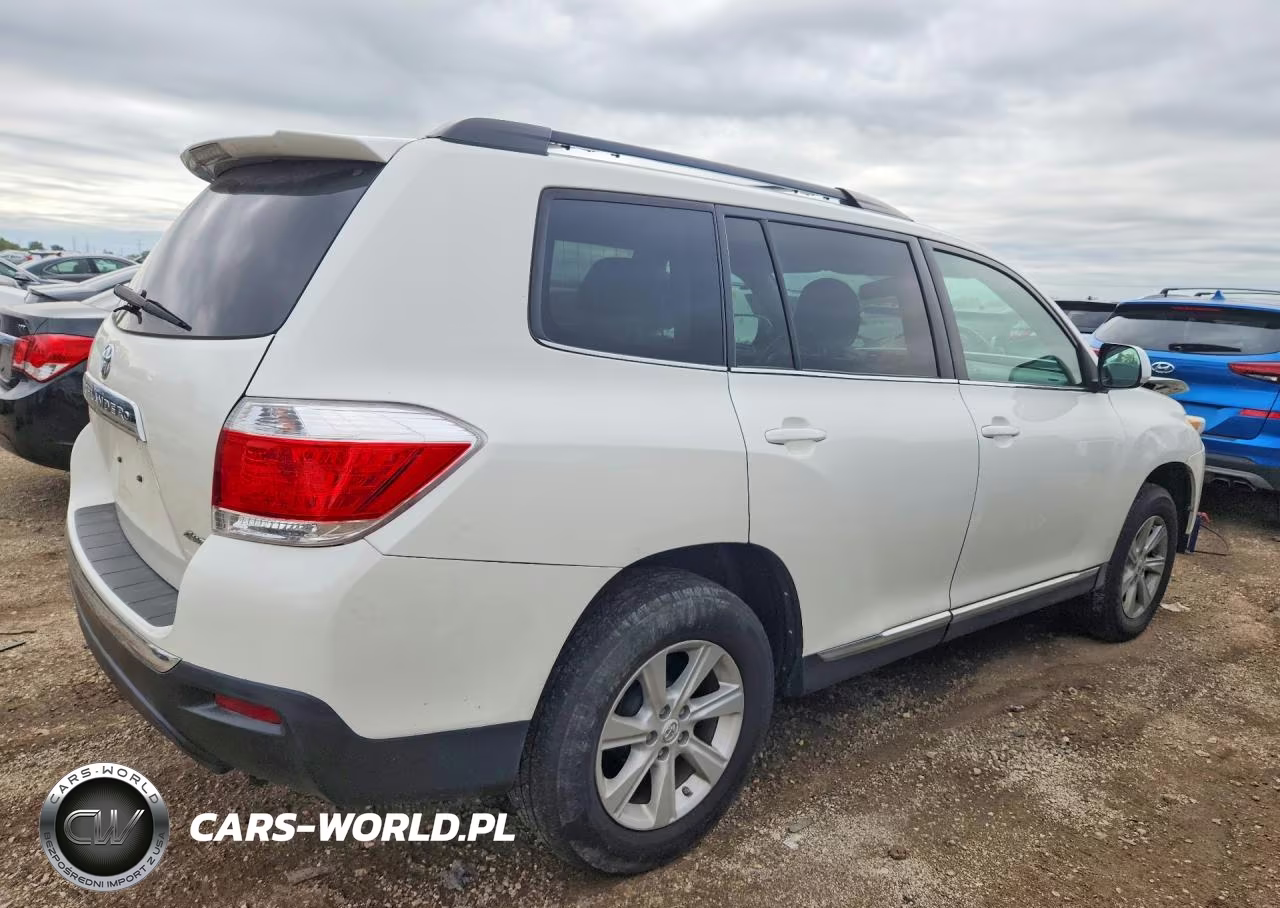 2013 Toyota Highlander Se VIN:5TDBK3EH8DS212067 - 3