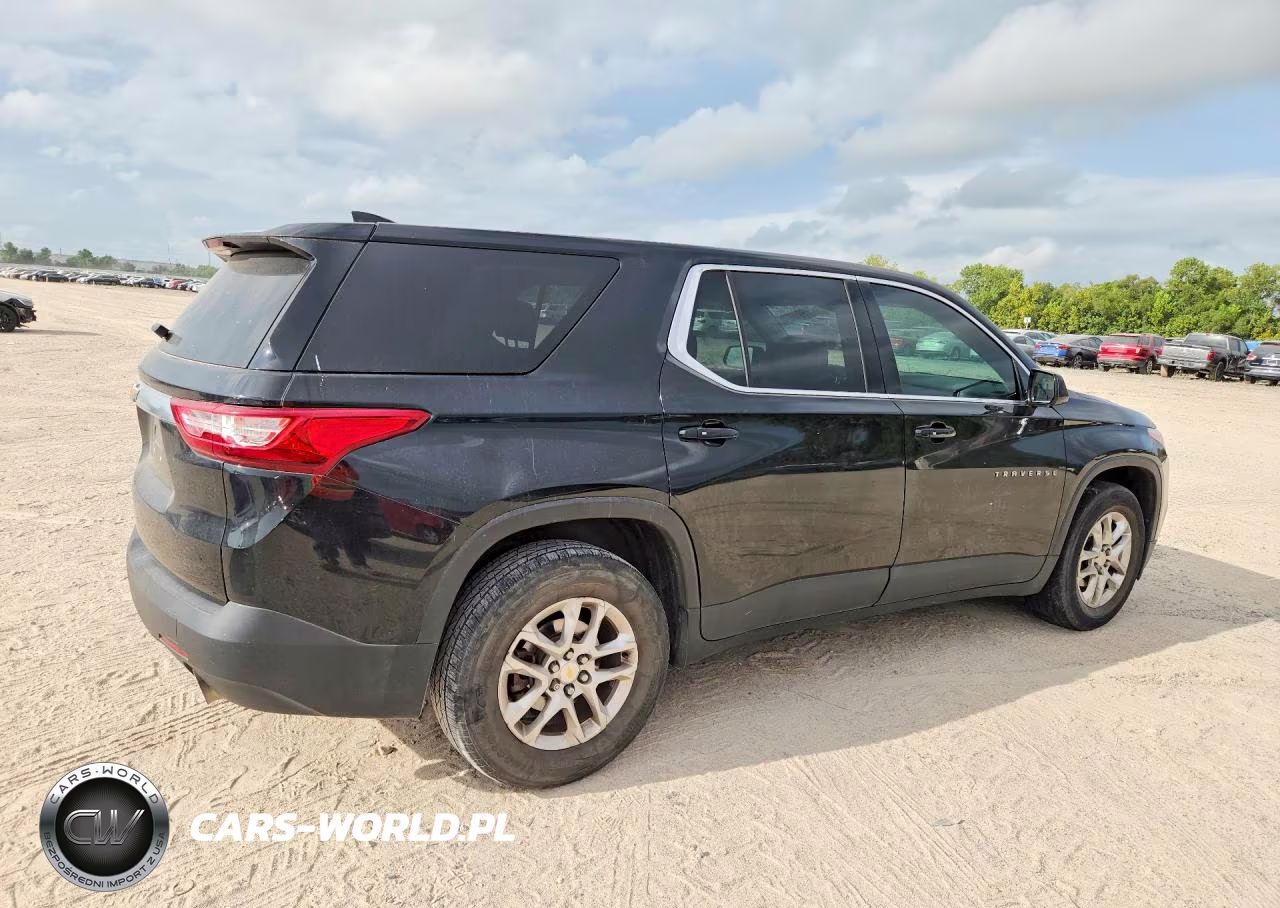 2020 Chevrolet Traverse Ls VIN:1GNERFKW1LJ192695 - 3
