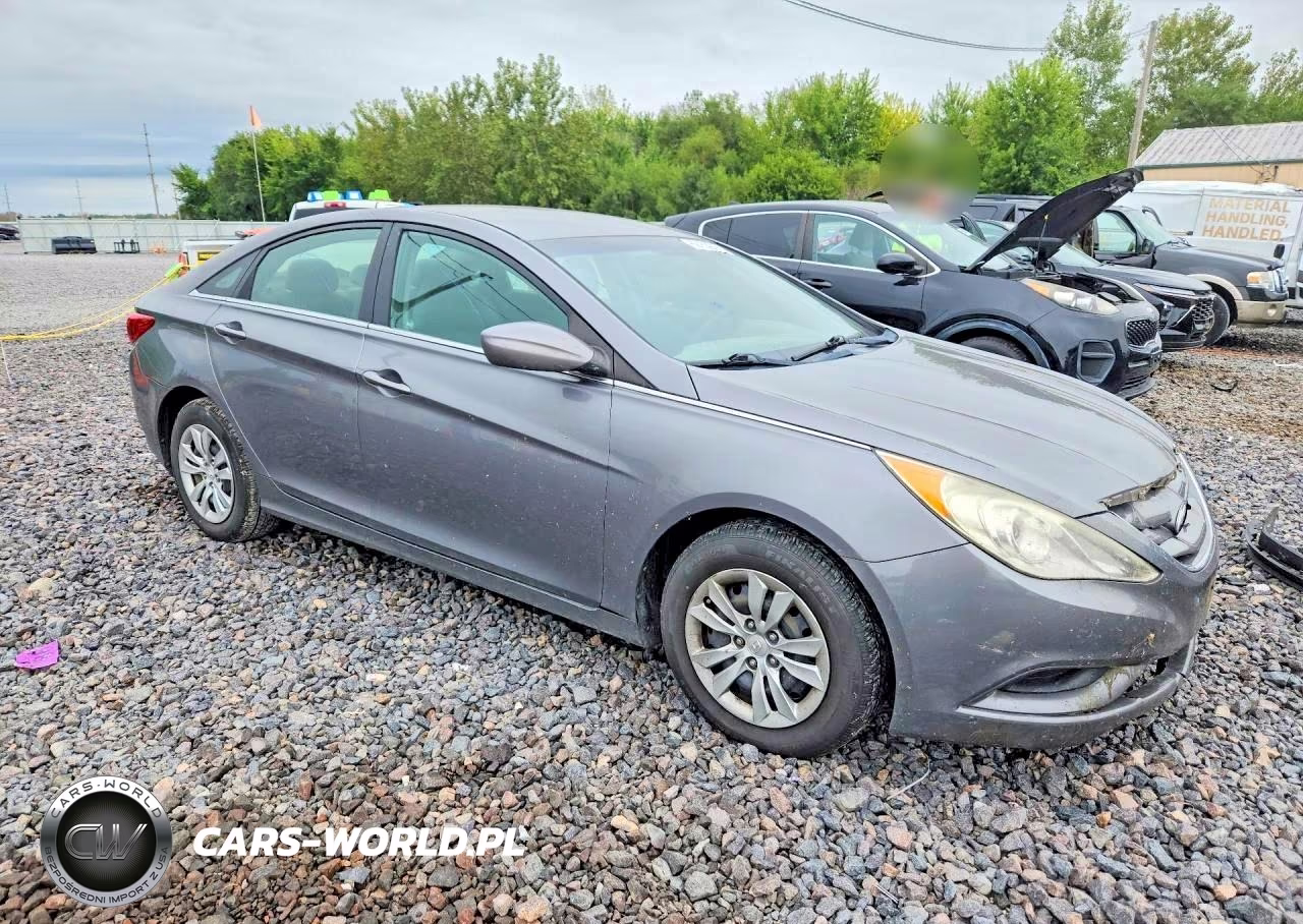 2012 Hyundai Sonata Gls VIN:5NPEB4AC7CH329687 - 4