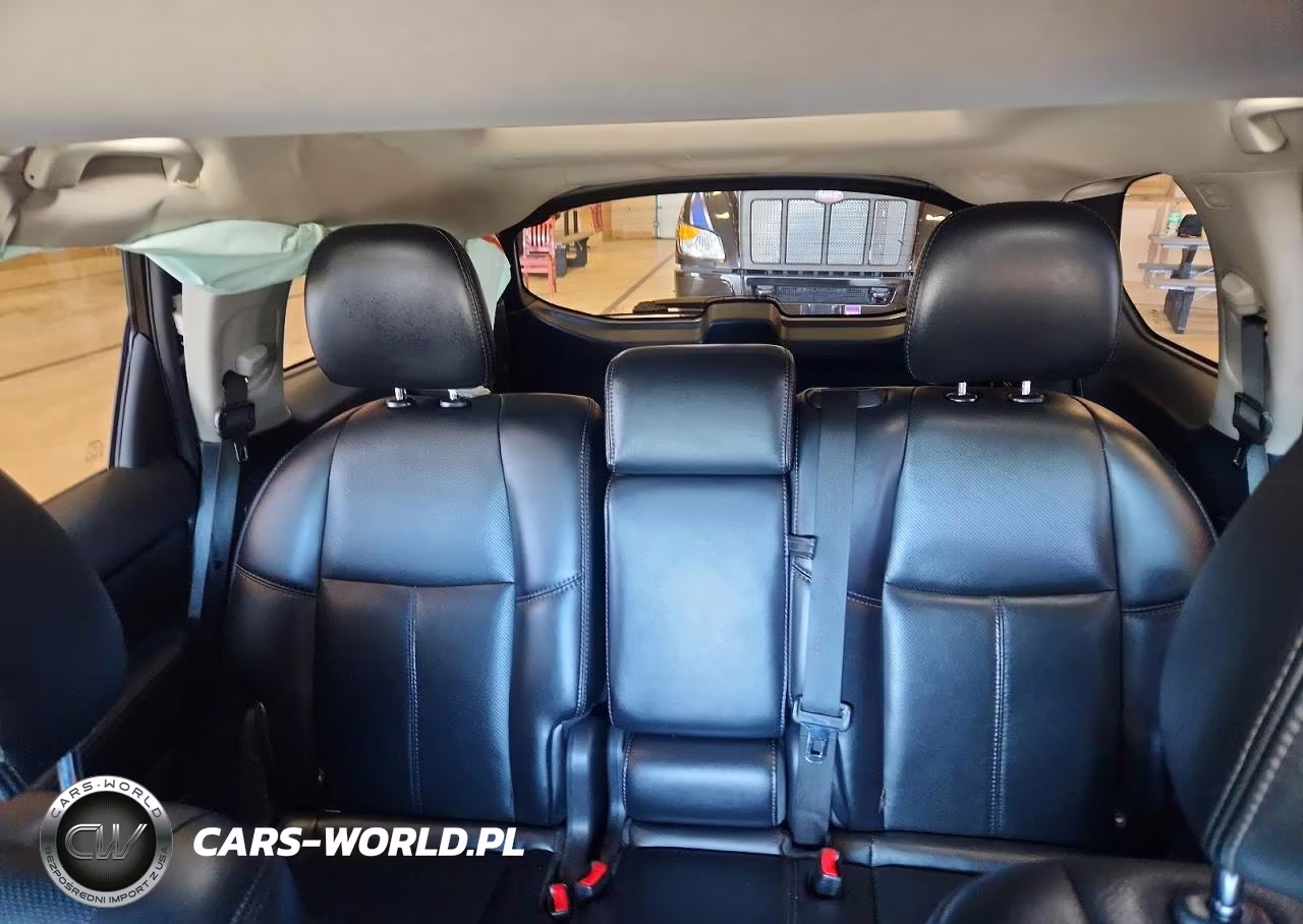 2016 Nissan Pathfinder Platinum VIN:5N1AR2MM9GC605299 - 10