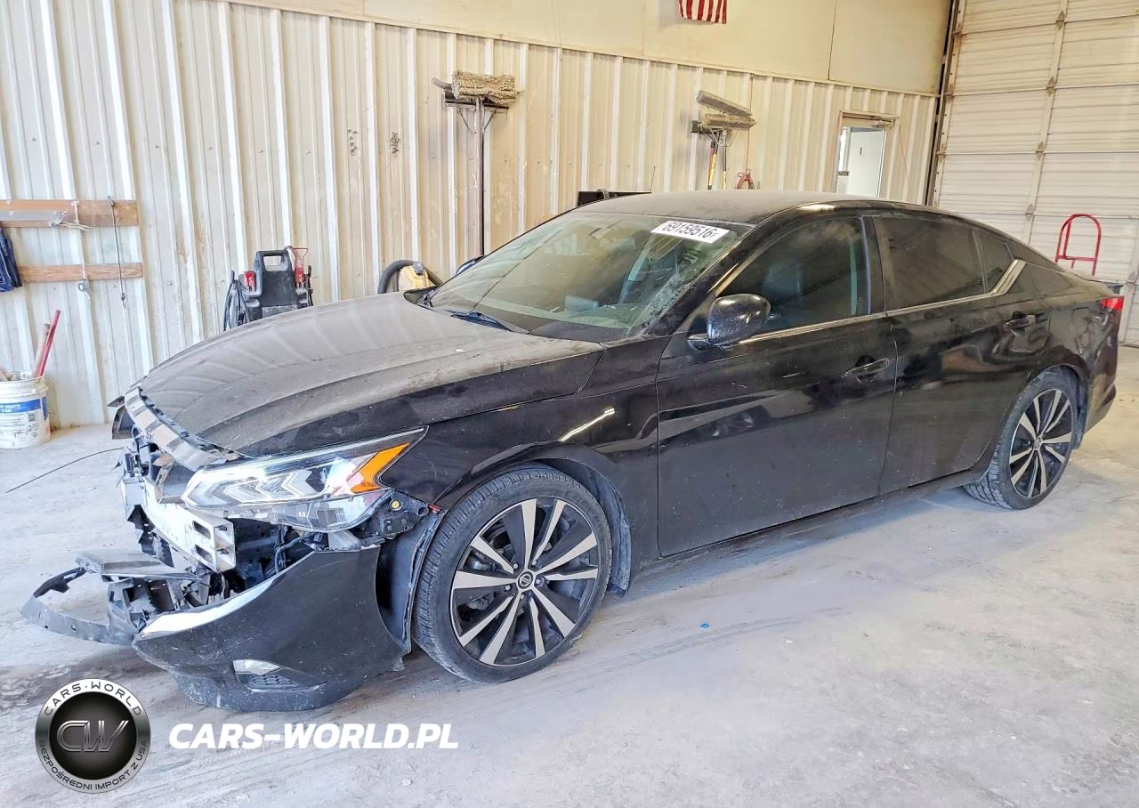 2019 Nissan Altima Sr – zdjęcie 1 z 13
