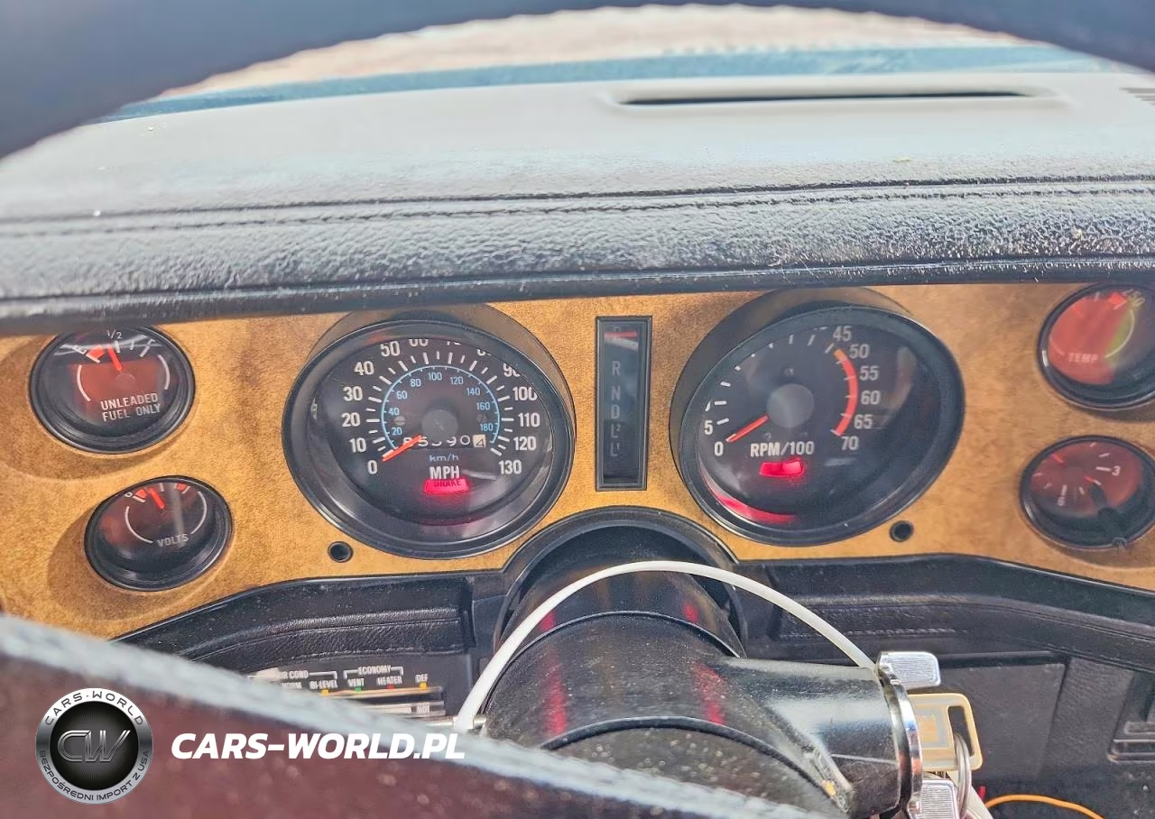 1977 Chevrolet Camaro VIN:1S87U7L573733 - 9