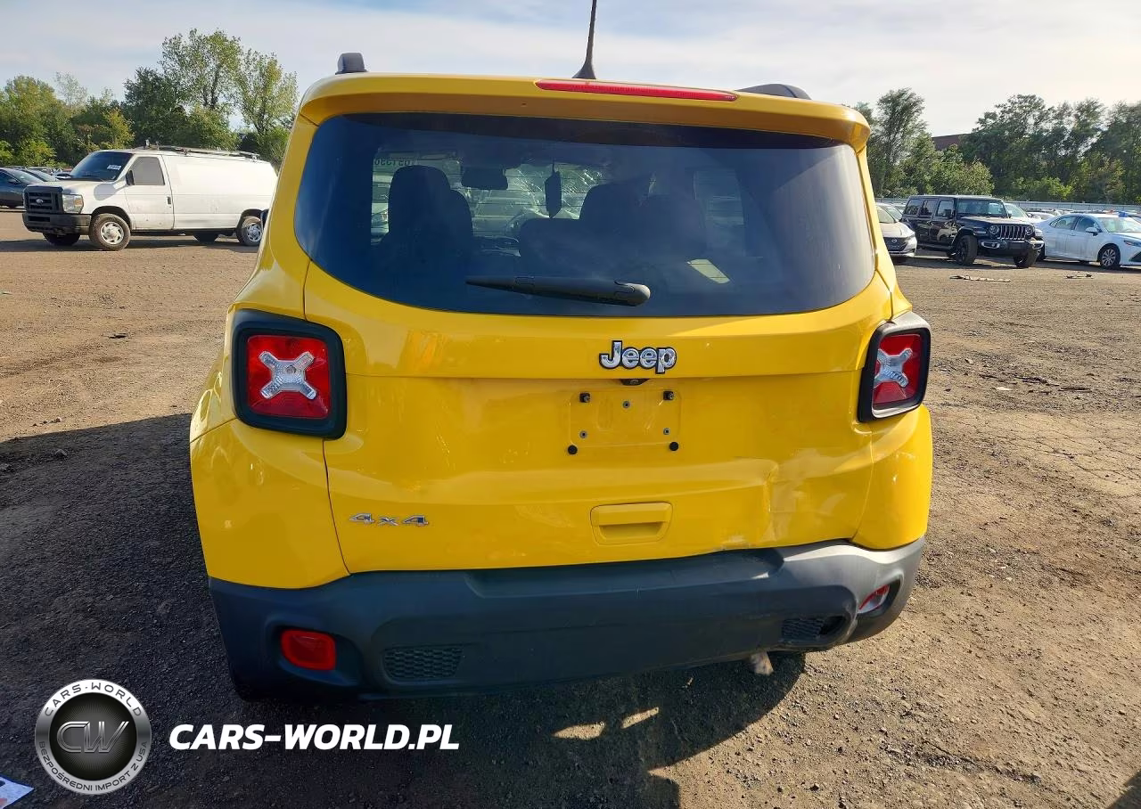 2023 Jeep Renegade Latitude VIN:ZACNJDB10PPP57661 - 6