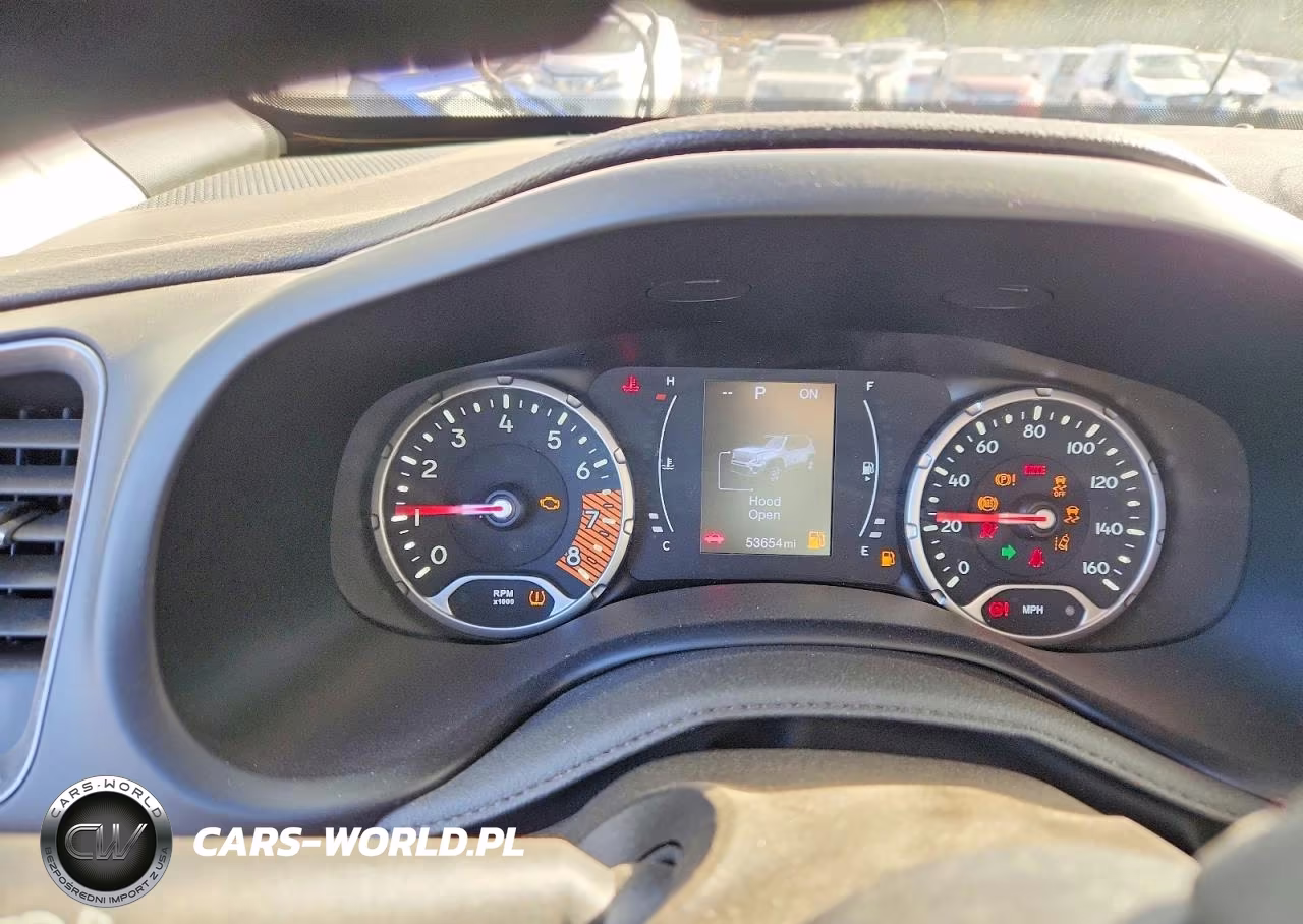 2023 Jeep Renegade Latitude VIN:ZACNJDB10PPP57661 - 9