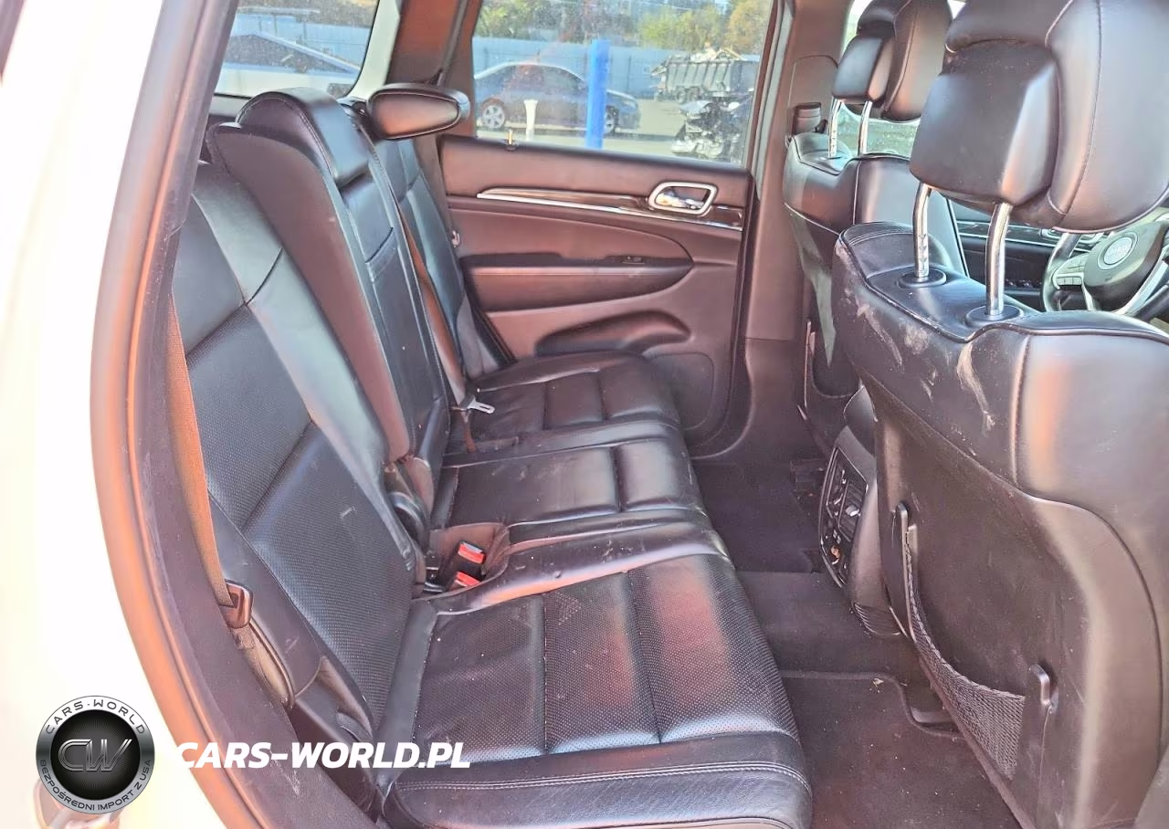 2015 Jeep Grand Cherokee Overland VIN:1C4RJFCG4FC110962 - 11