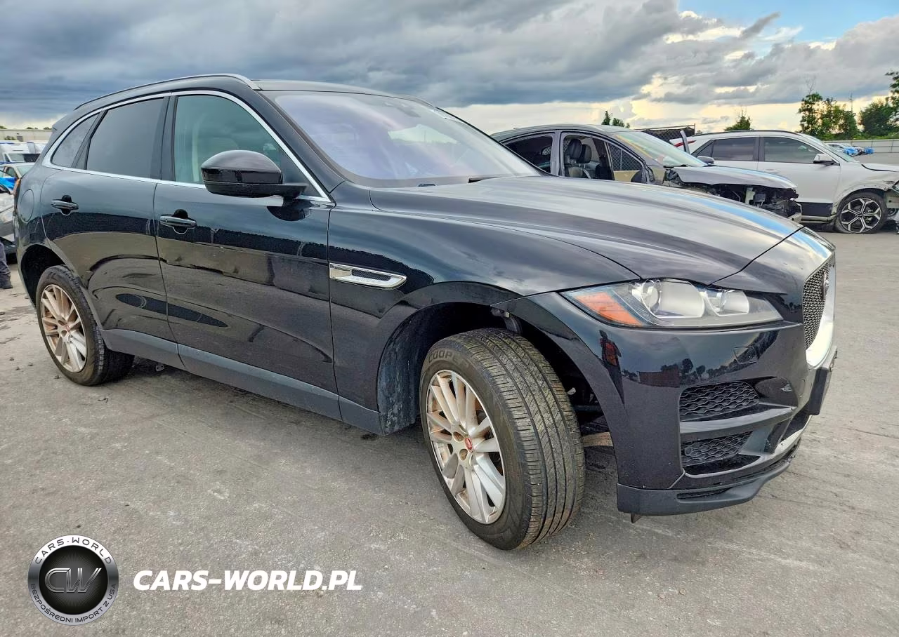 2019 Jaguar F-Pace Premium VIN:SADCJ2FX7KA391207 - 4