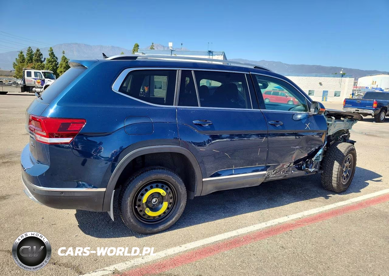 2019 Volkswagen Atlas Sel Premium VIN:1V2NR2CA0KC559625 - 3