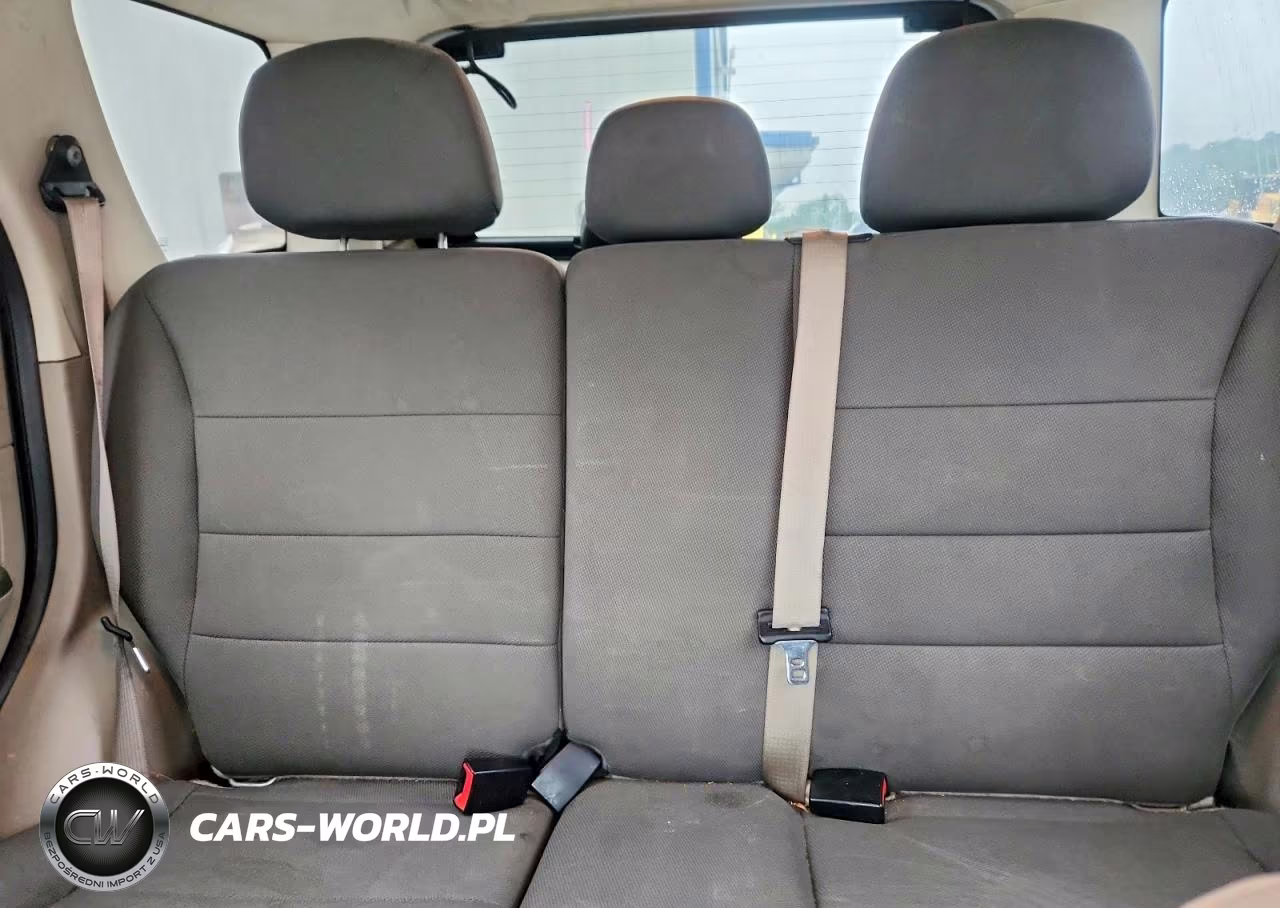 2010 Ford Escape Hybrid VIN:1FMCU4K36AKA61872 - 10