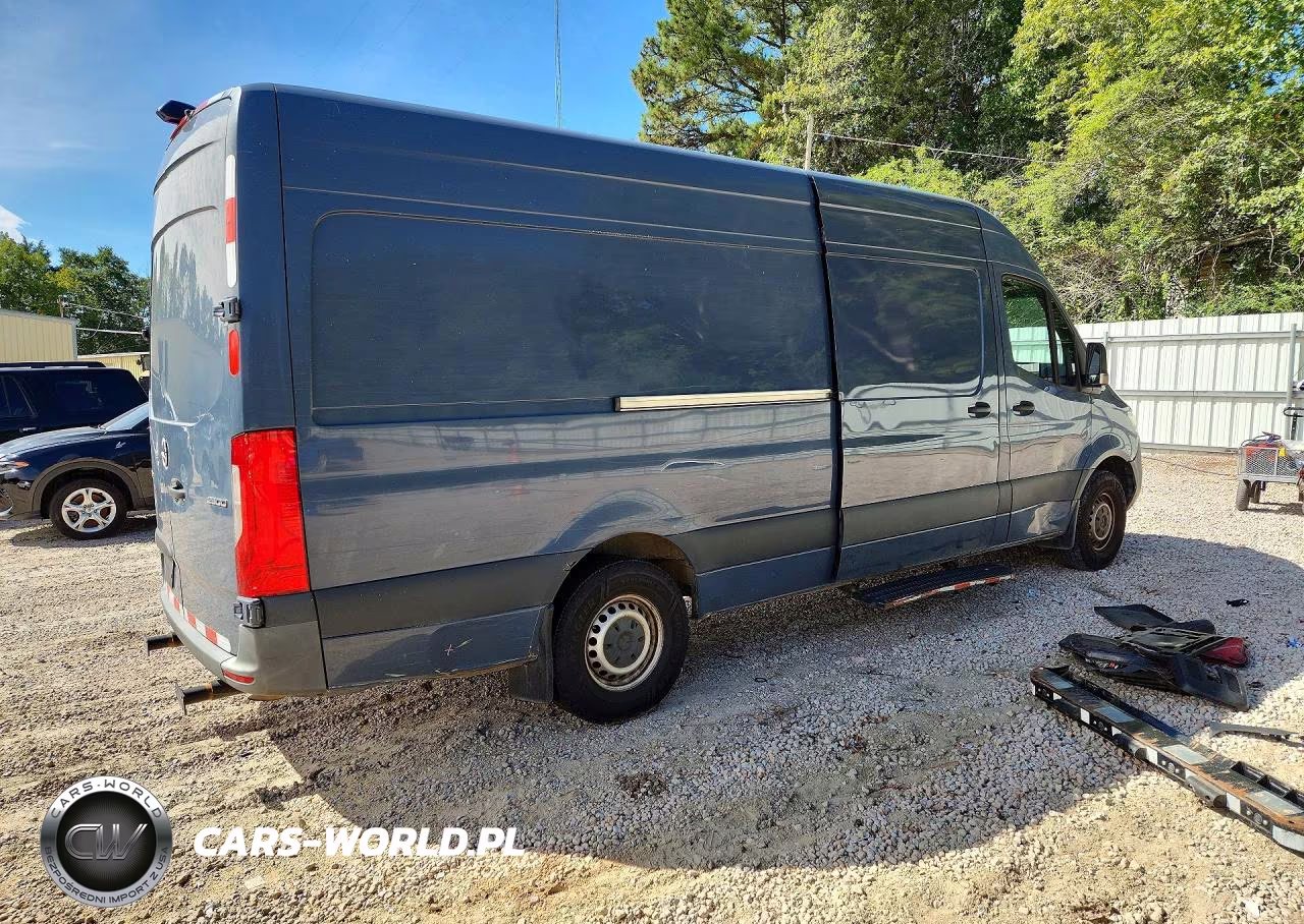 2021 Mercedes-Benz Sprinter 2500 VIN:W1Y40CHYXMT072806 - 3