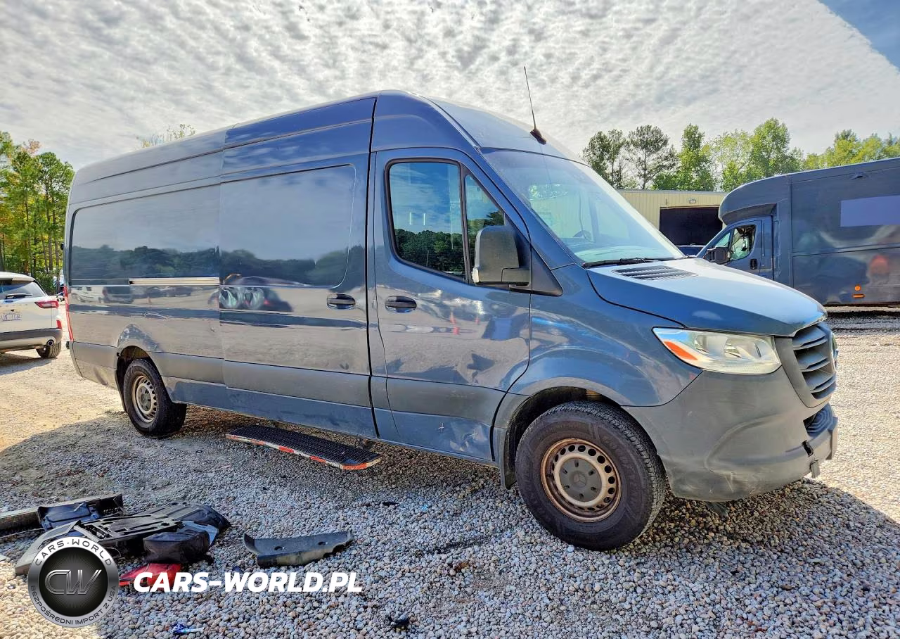 2021 Mercedes-Benz Sprinter 2500 VIN:W1Y40CHYXMT072806 - 4