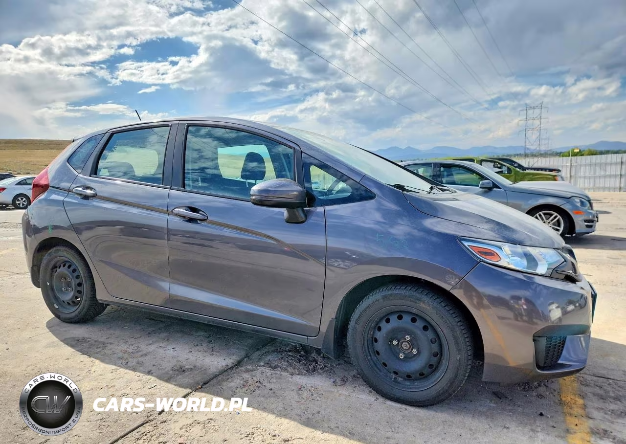 2017 Honda Fit Lx VIN:3HGGK5G56HM701983 - 4