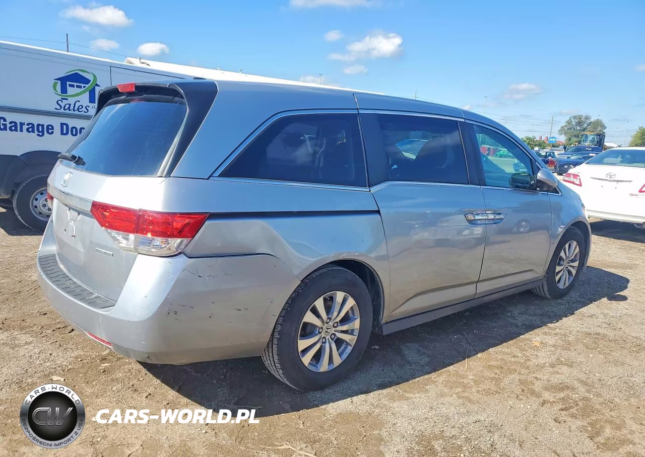 2017 Honda Odyssey Se VIN:5FNRL5H36HB022012 - 3
