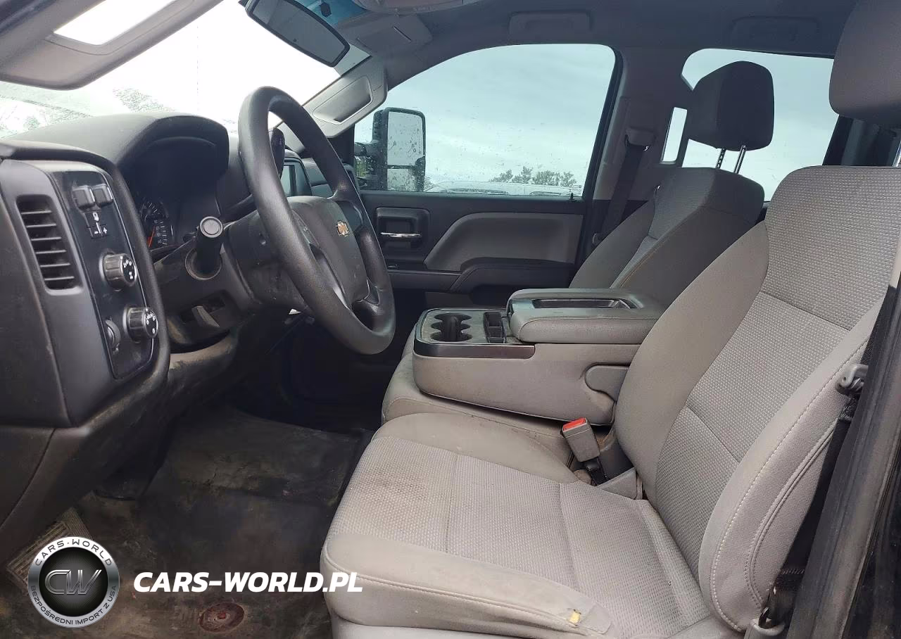 2018 Chevrolet Silverado K2500 Heavy Duty VIN:1GC2KUEY2JZ305943 - 7