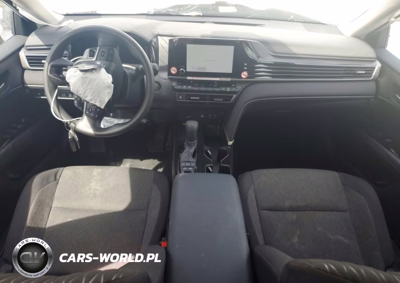 2026 Toyota Camry Le VIN:4T1DAACK4TU258967 - 8