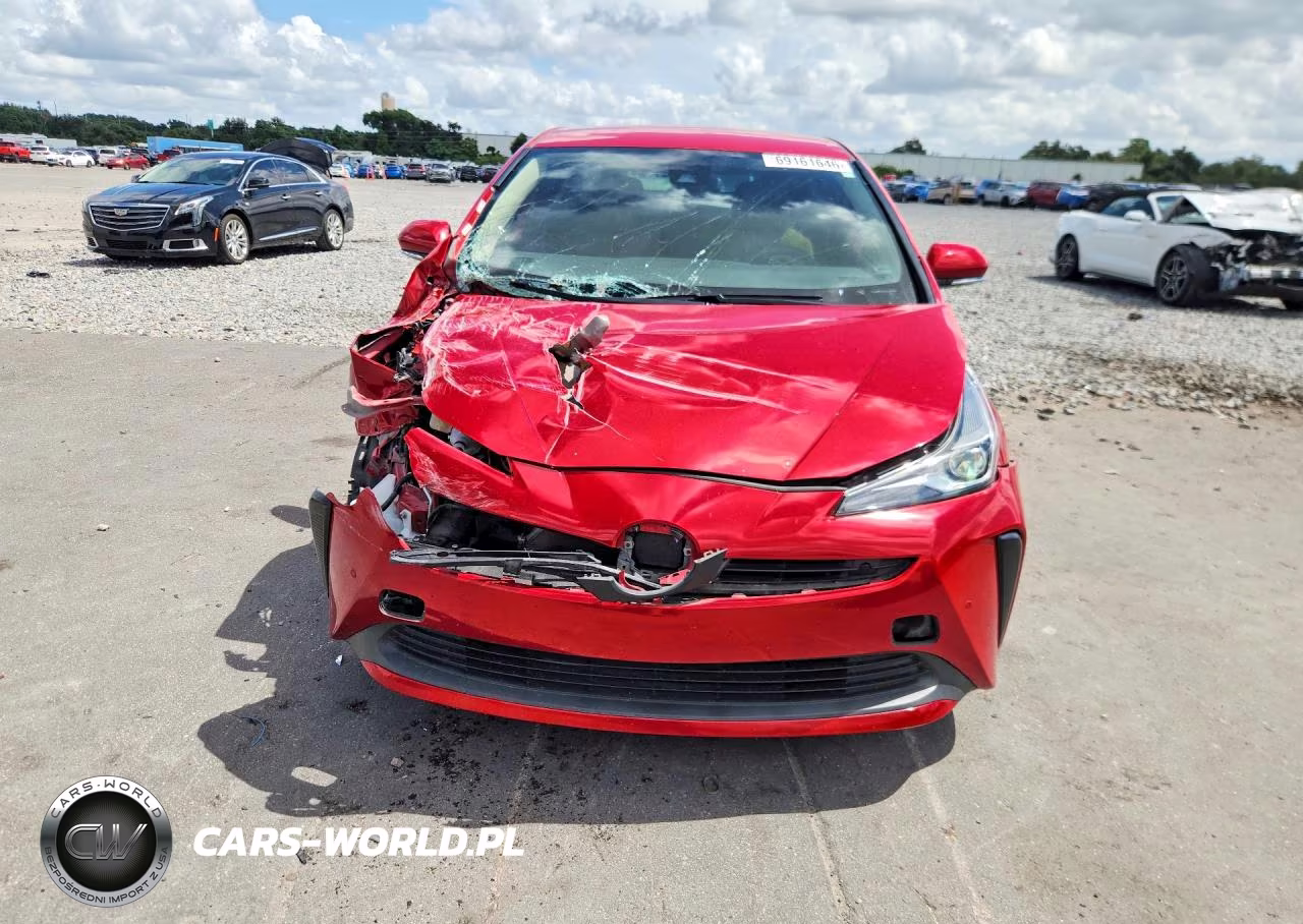 2019 Toyota Prius Le VIN:JTDKARFU8K3077379 - 5