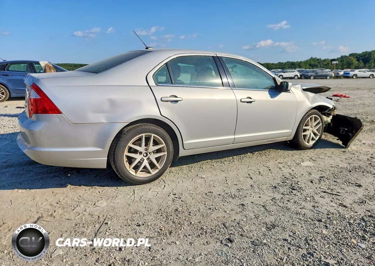 2010 Ford Fusion Se VIN:3FAHP0HA0AR265942 - 3