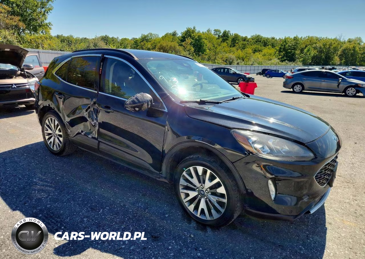 2020 Ford Escape Titanium VIN:1FMCU9J97LUB15691 - 4