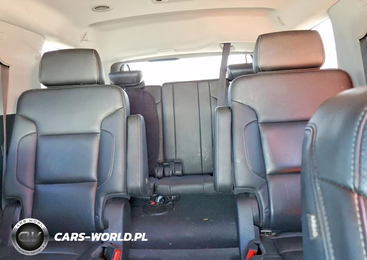 2019 Chevrolet Tahoe C1500 Premier VIN:1GNSCCKC7KR173495 - 10