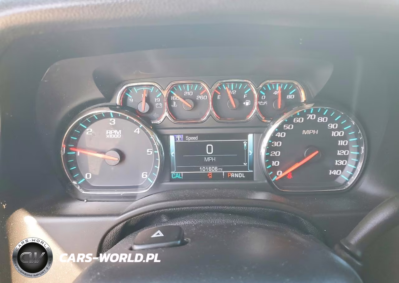 2019 Chevrolet Tahoe C1500 Premier VIN:1GNSCCKC7KR173495 - 9