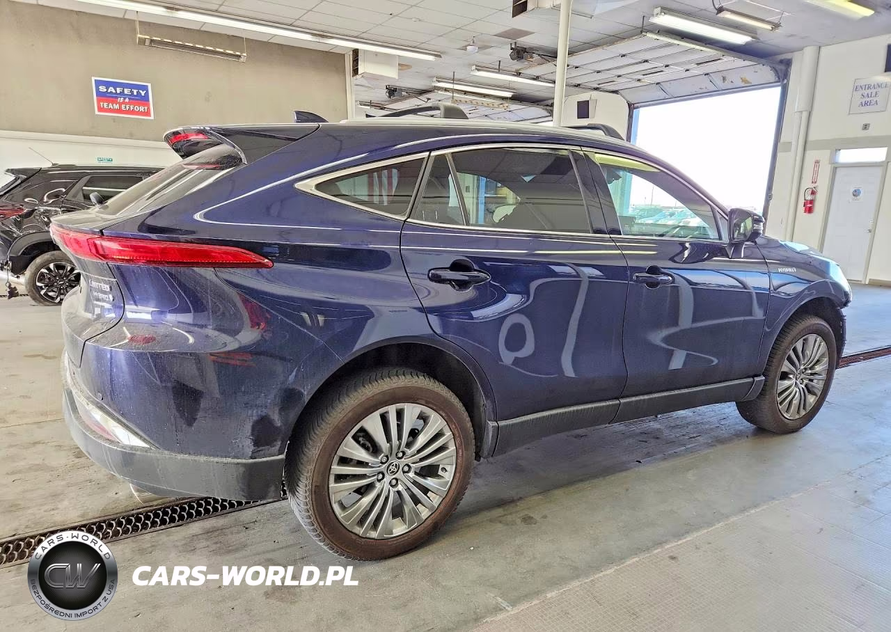 2021 Toyota Venza Limited VIN:JTEAAAAH6MJ049839 - 3
