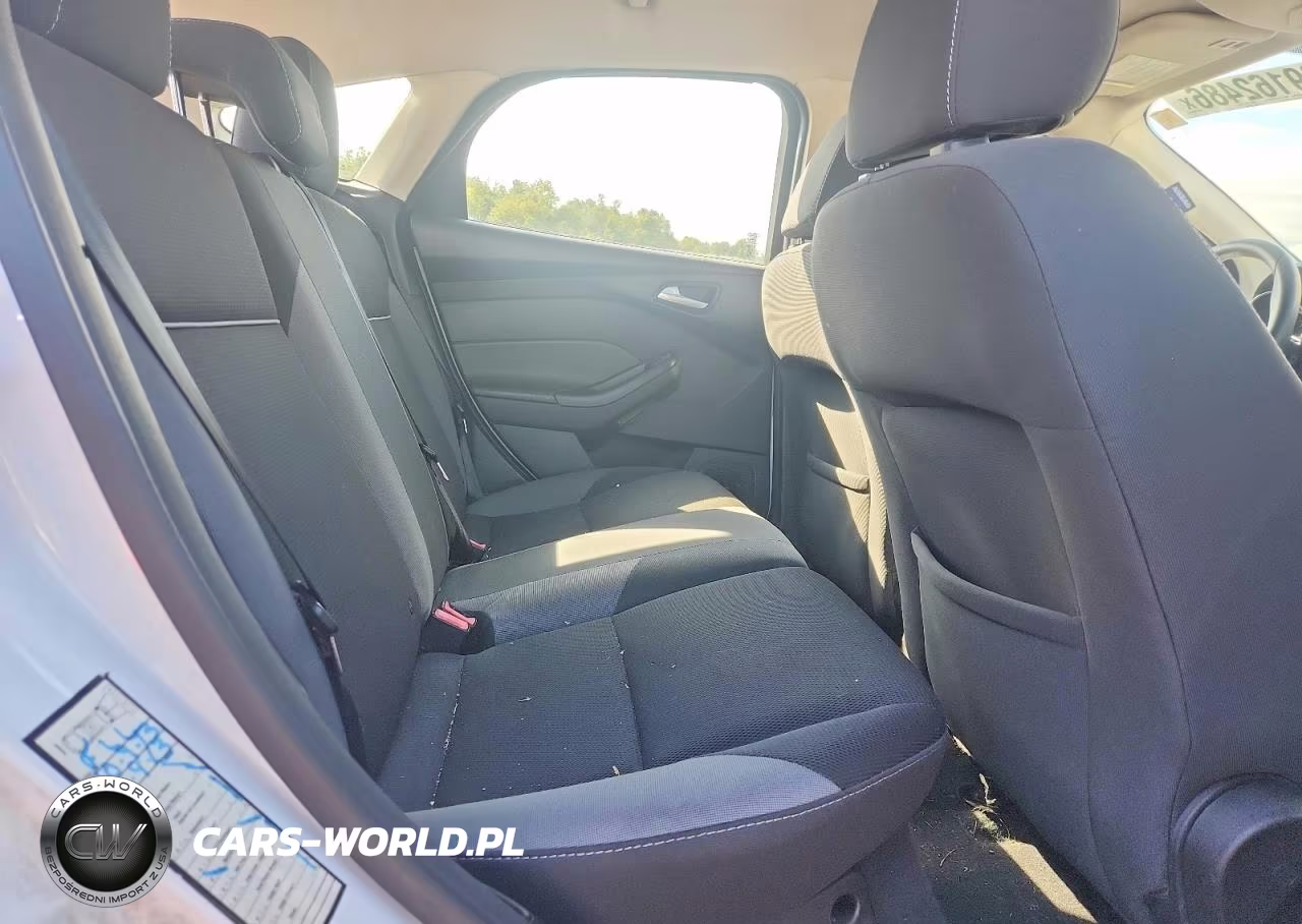 2014 Ford Focus Se VIN:1FADP3K23EL177568 - 10