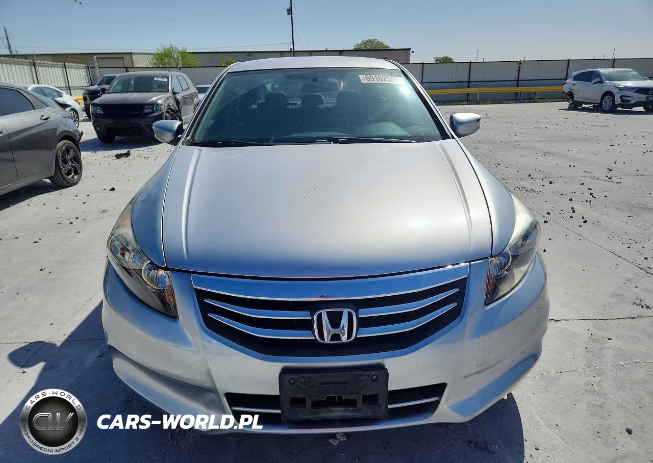 2011 Honda Accord Se VIN:1HGCP2F60BA126633 - 5