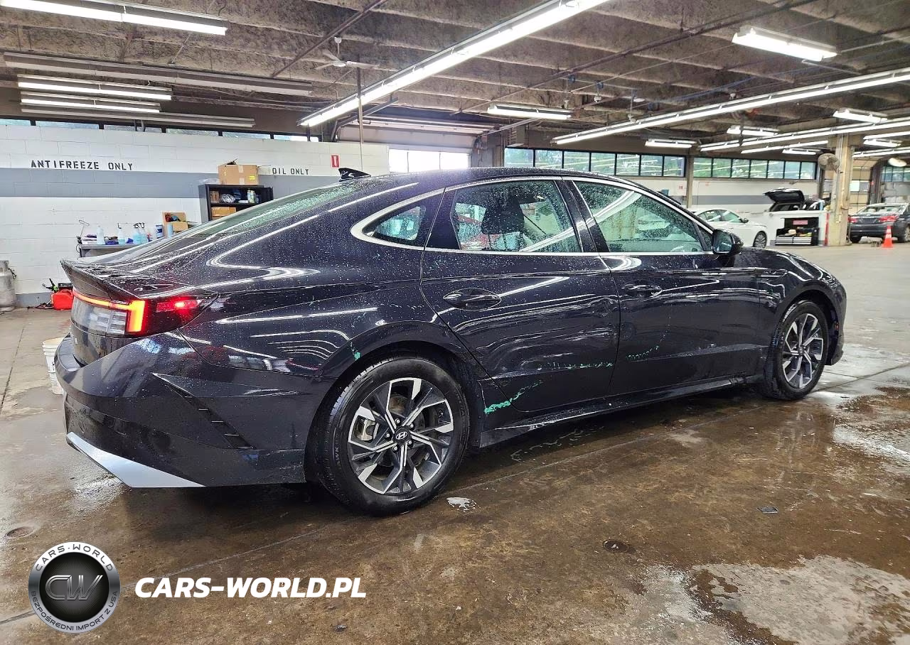 2025 Hyundai Sonata Sel VIN:KMHL64JA5SA436572 - 3