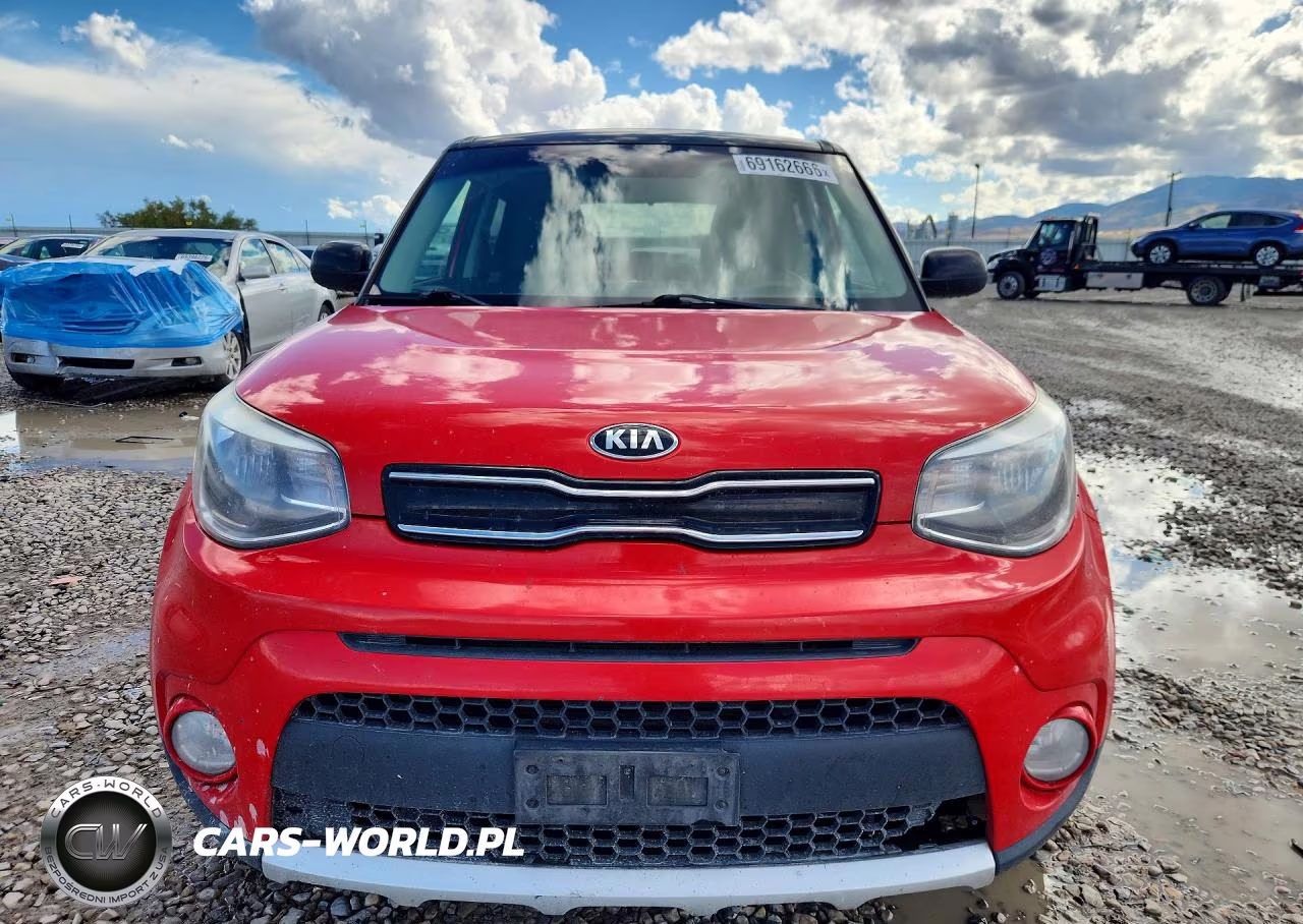 2018 Kia Soul + VIN:KNDJP3A56J7553174 - 5