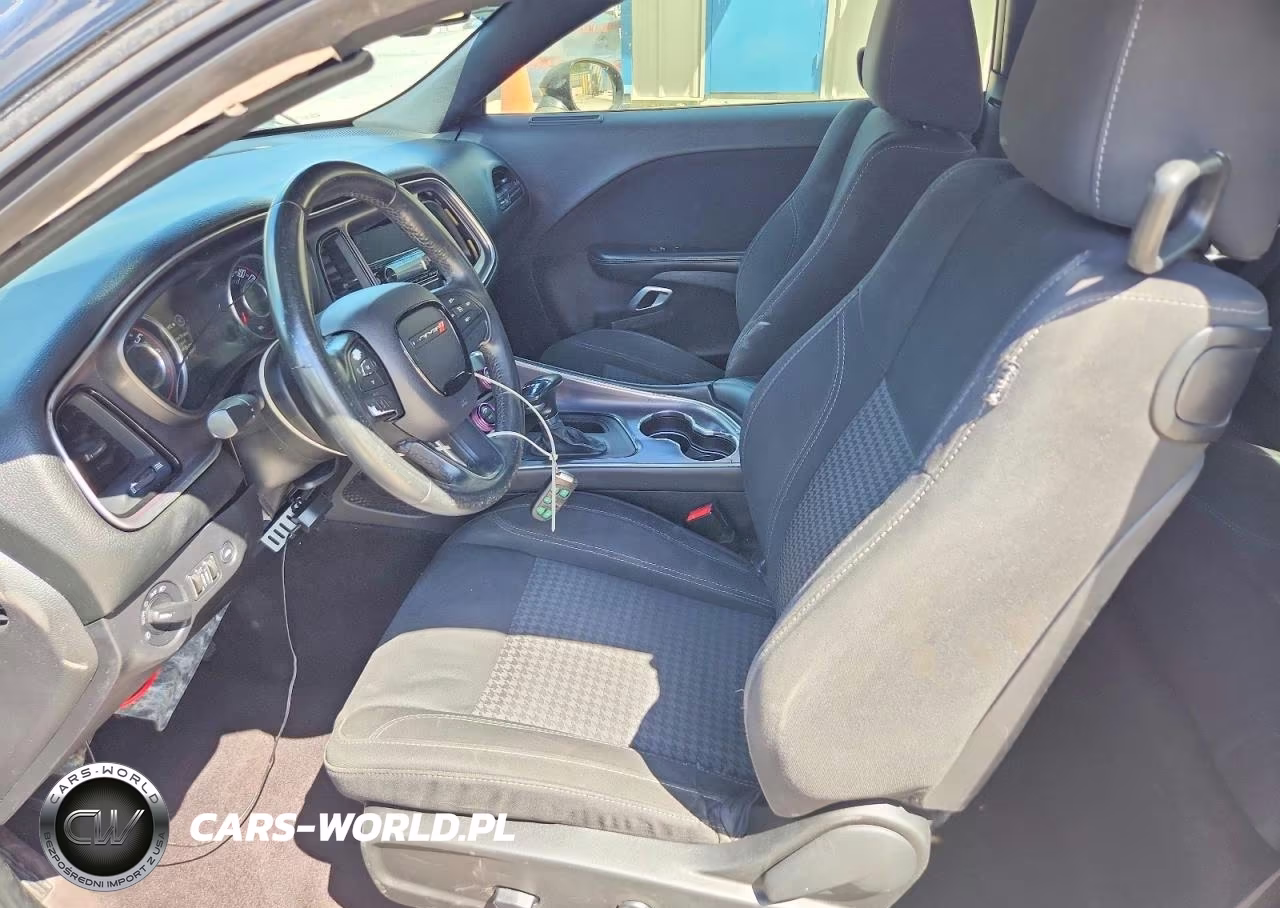2016 Dodge Challenger Sxt VIN:2C3CDZAG3GH195295 - 7