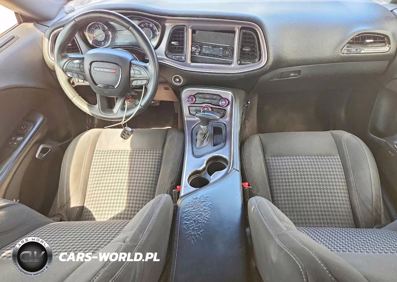 2016 Dodge Challenger Sxt VIN:2C3CDZAG3GH195295 - 8
