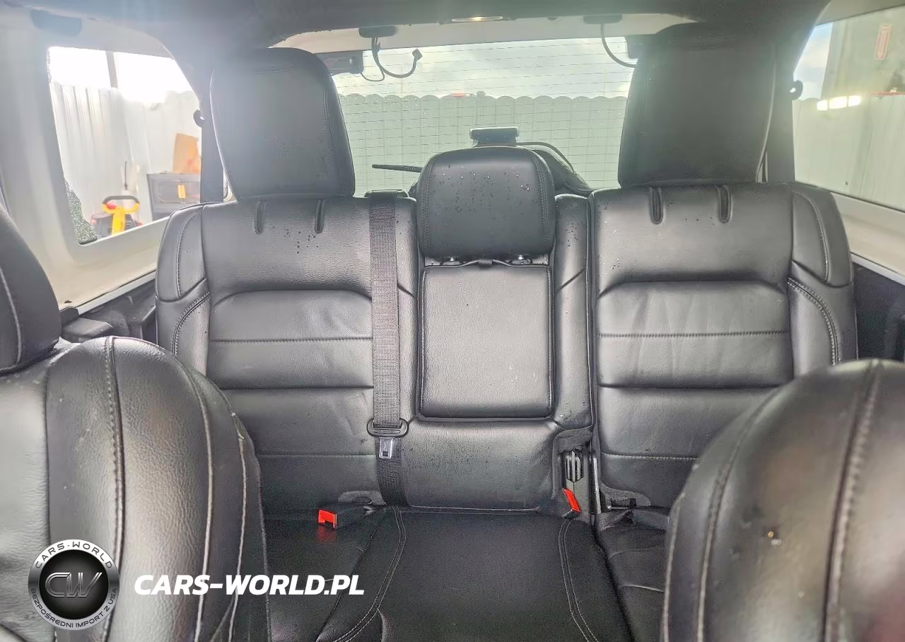 2021 Jeep Wrangler Unlimited Sahara VIN:1C4HJXEGXMW501558 - 10